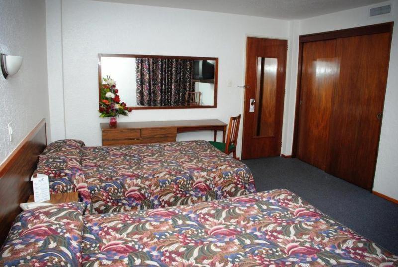 Mallorca Hotel Mexico City Room photo